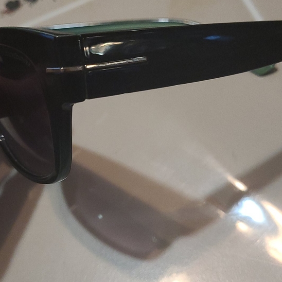 Juicy Couture sunglasses main image 5